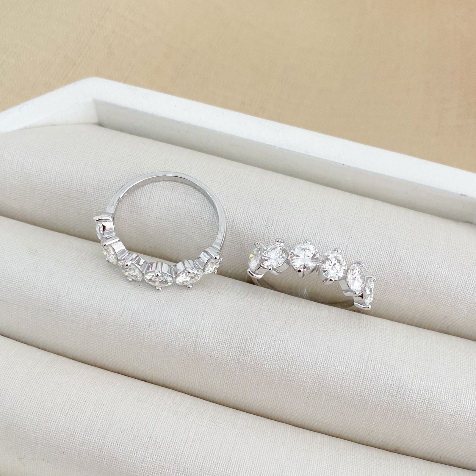 Anel Prata Meia Aliança 6p 5mm Moissanite
