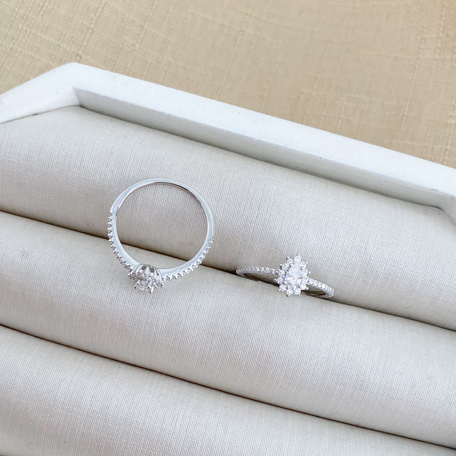 Anel Prata Solitário/Meia Aliança Cravejado 3x5mm Moissanite
