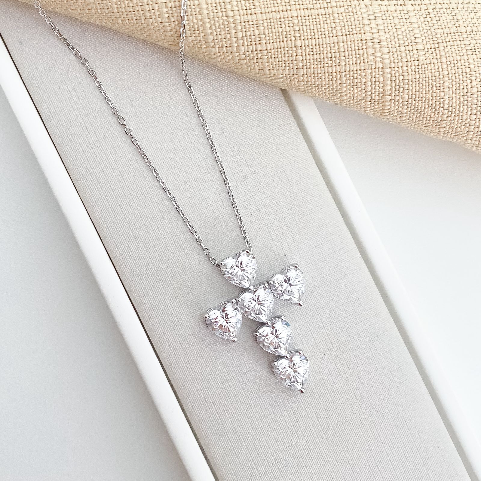 Gargantilha Prata Cruz Pedra Coração 6.5x6.5mm 45cm Moissanite