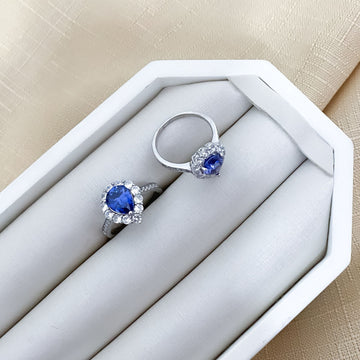Anel Prata Gota Azul Cravejada 9x7mm