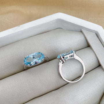 Anel Prata Pedra Azul Claro 15x8mm
