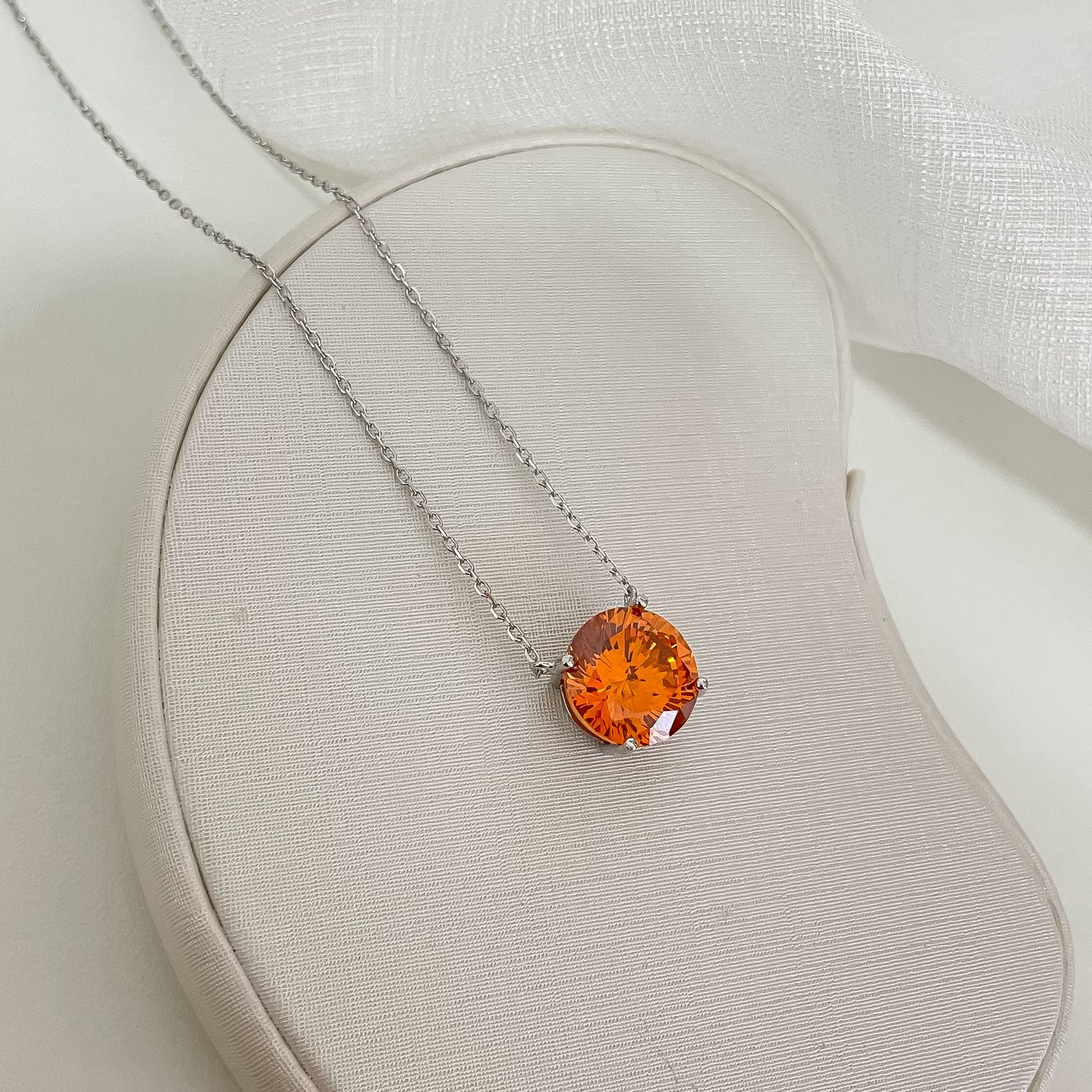 Gargantilha Prata Ponto de Luz Orange 12mm