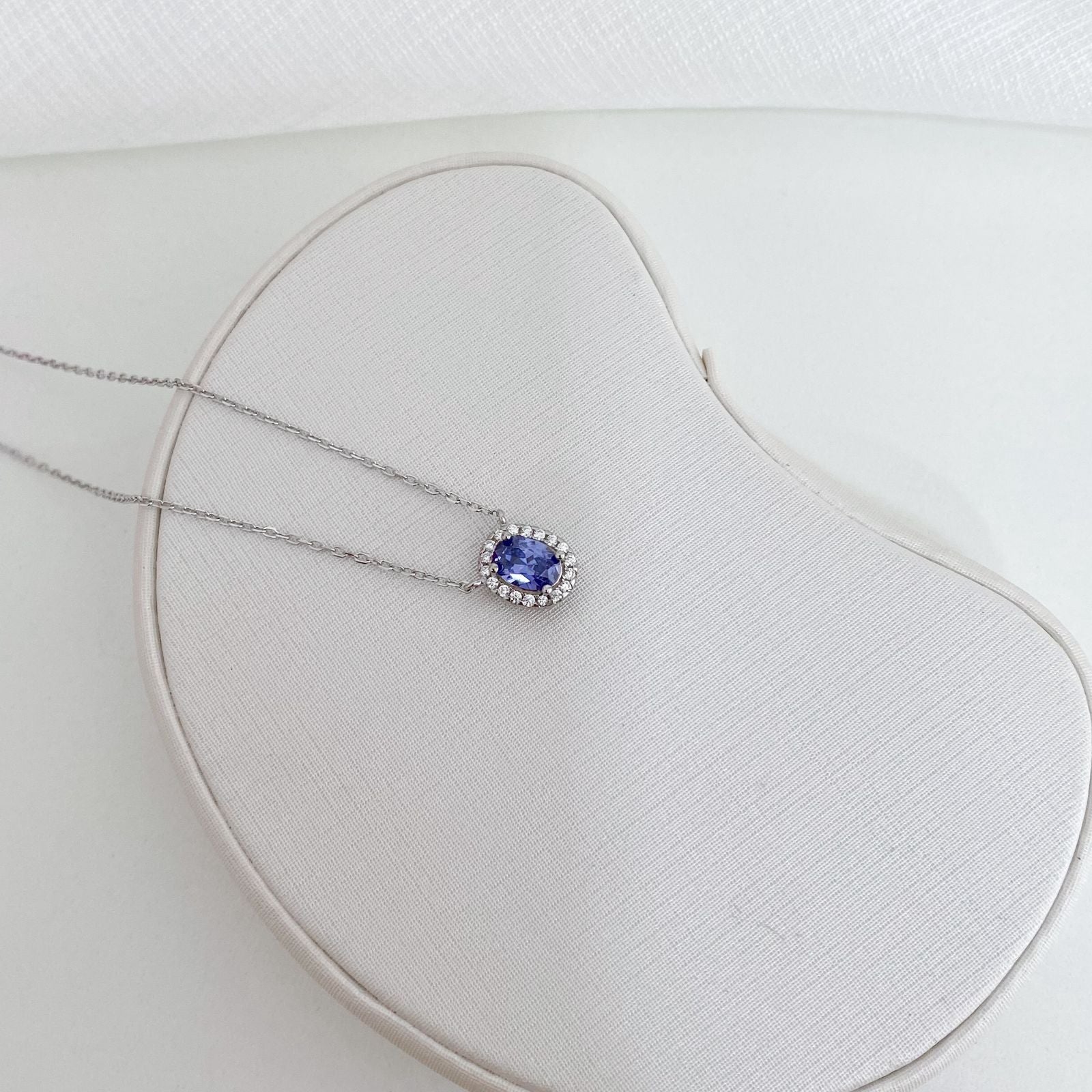 Gargantilha Prata Pedra Roxa Cravejado 7x5mm
