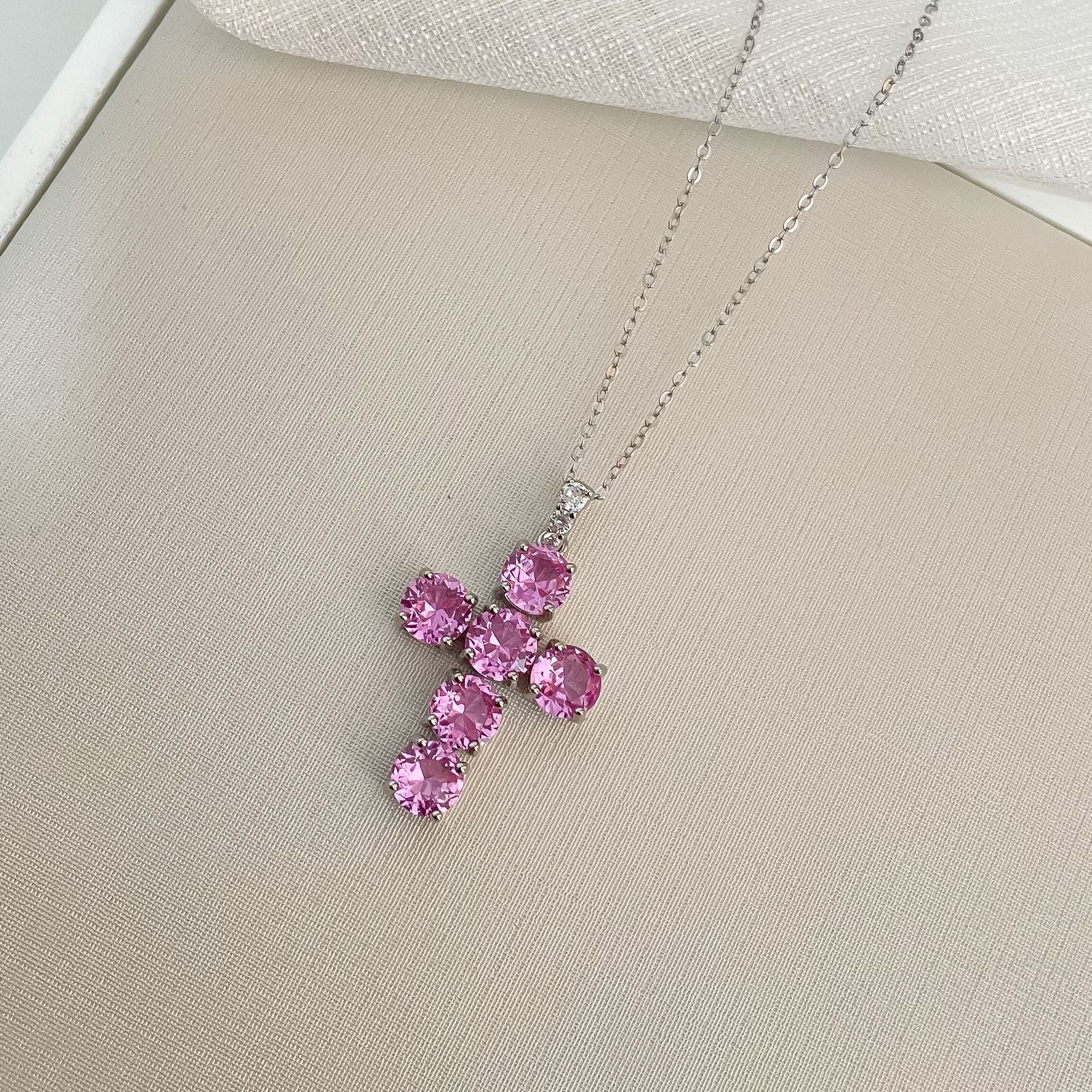 Gargantilha Prata Cruz Rosa 6mm