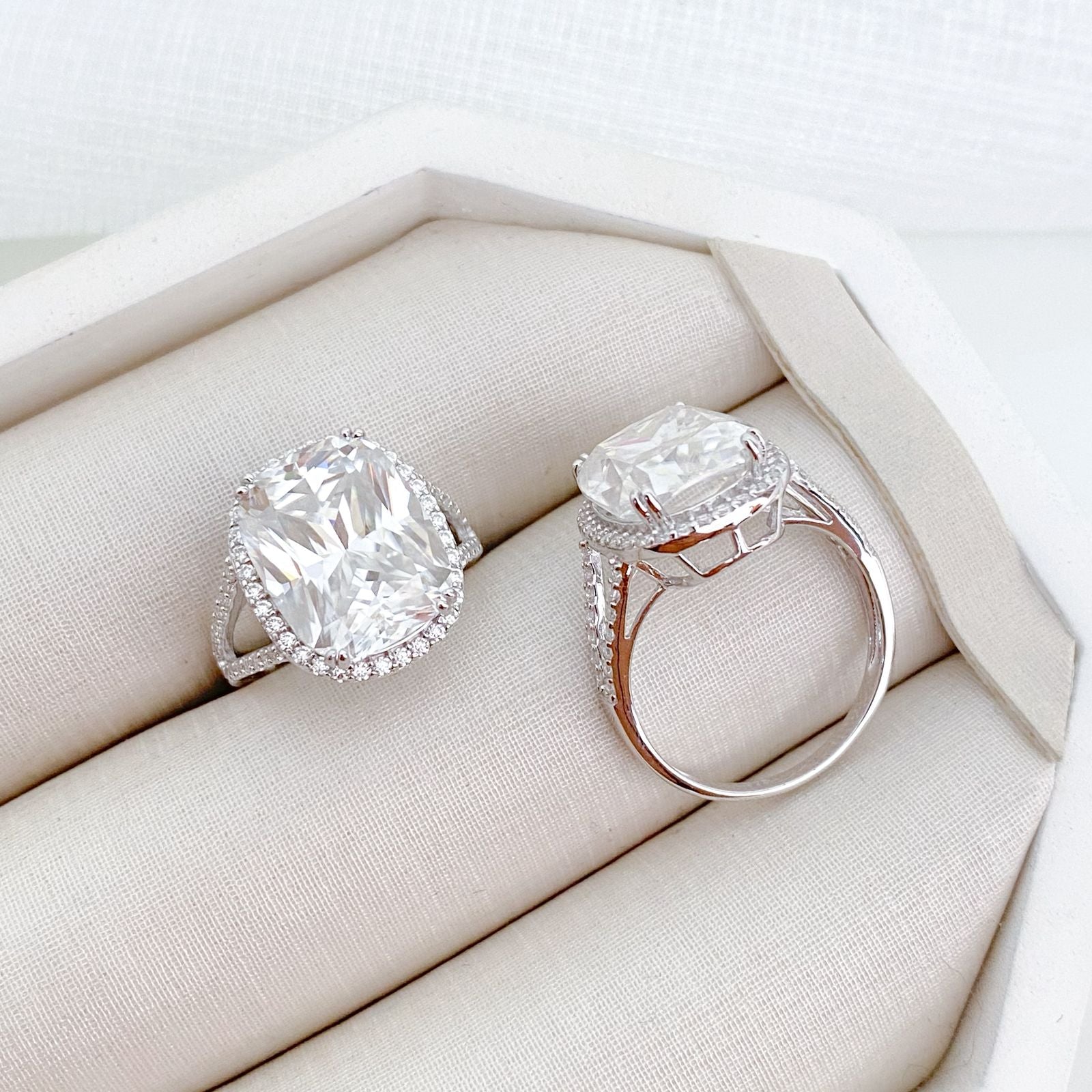 Anel Prata Pedra Cristal Cravejado 11x14mm Moissanite
