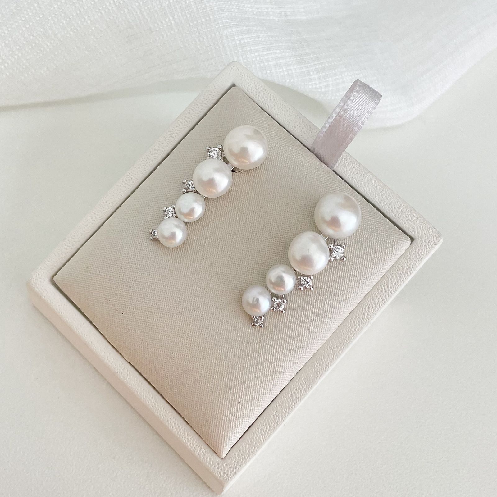 Brinco Prata Earcuff Perola