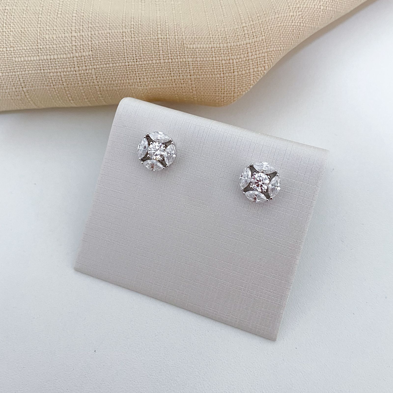 Brinco Prata Pizza Cristal 5mm Moissanite
