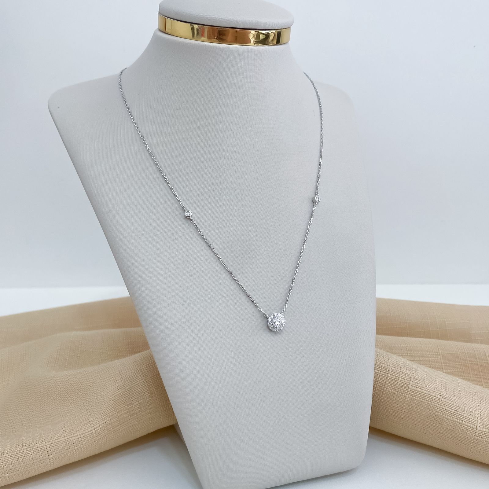 Gargantilha Prata Red Cristal Cravejada 45cm 4mm Moissanite
