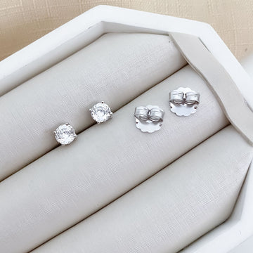 Brinco Prata Ponto Luz Cristal 6mm Moissanite