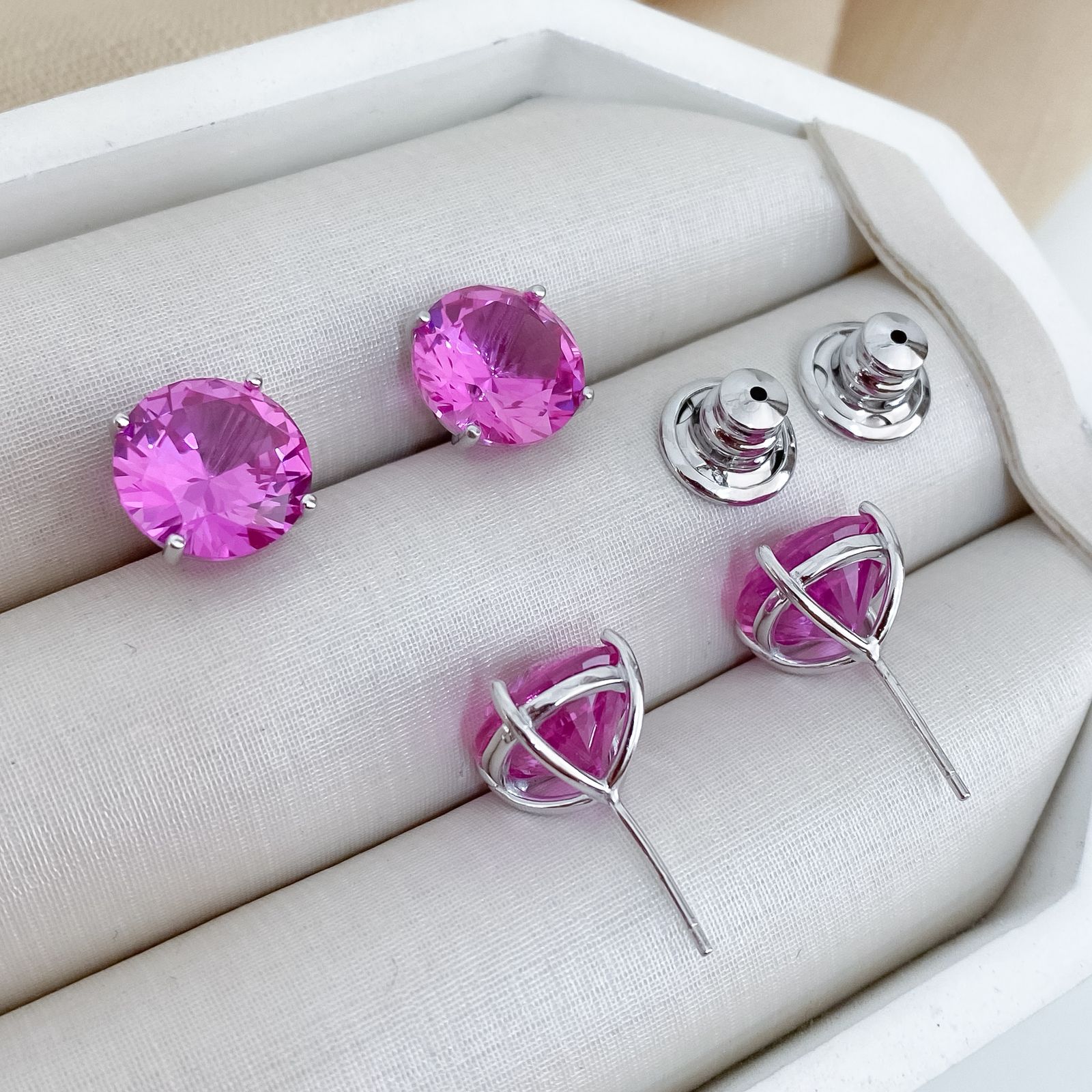 Brinco Prata Ponto Luz Rosa Escuro 12mm