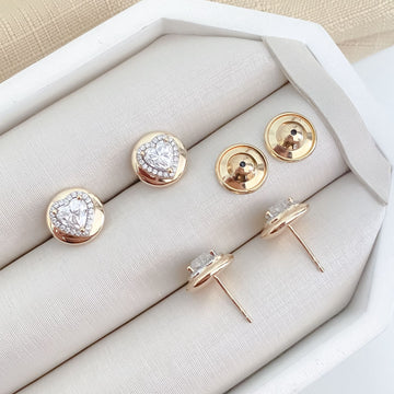 Brinco Prata Coração Cravejado Dourado 6x5mm Moissanite