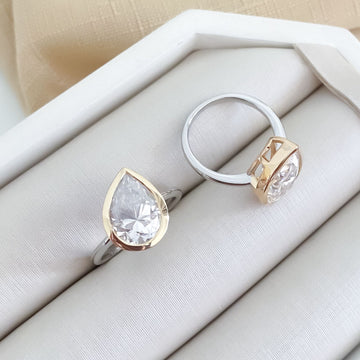 Anel Prata Gota Cristal Cravejado Dourado 13x9mm Moissanite