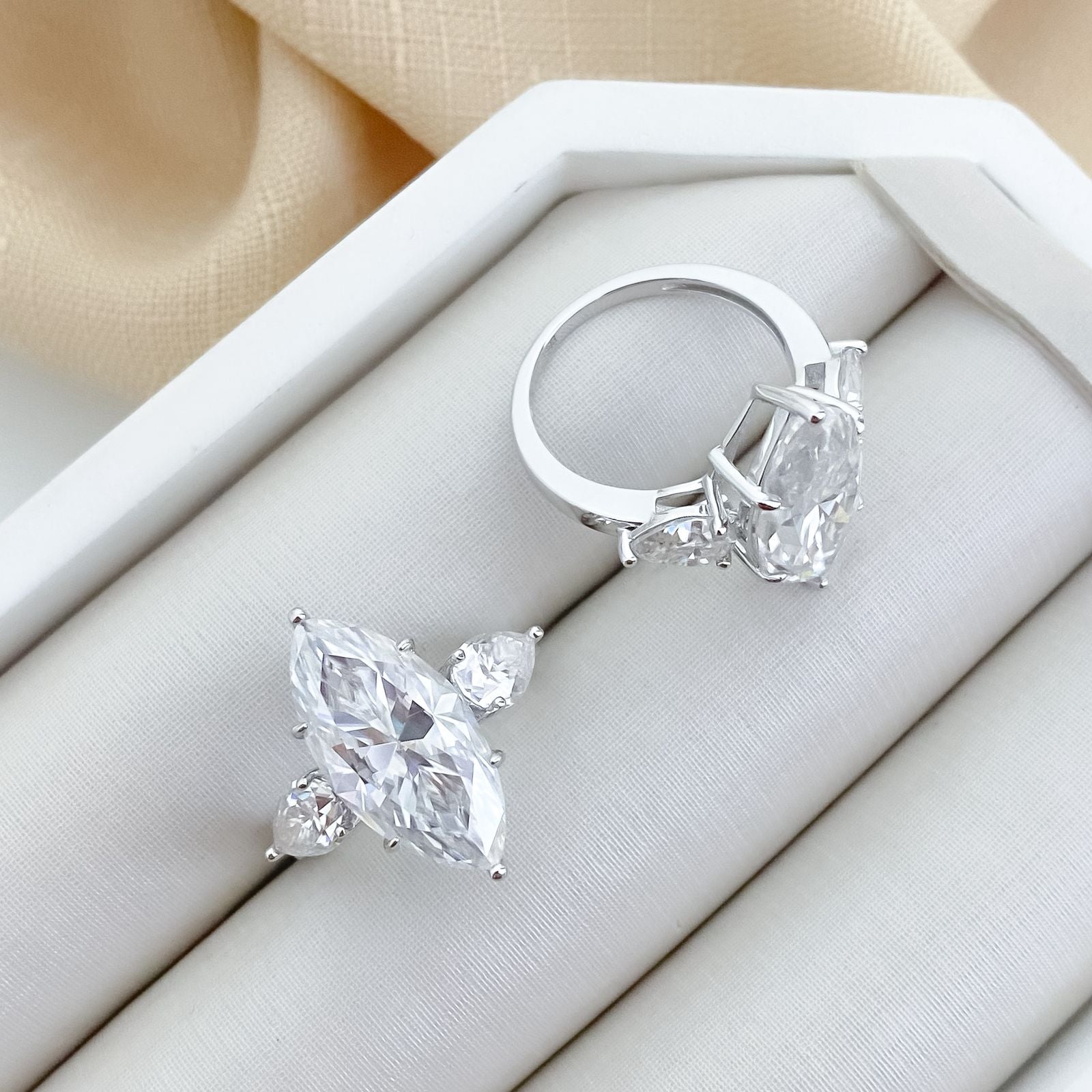 Anel Prata Pedra Navete Cristal 20x10mm Moissanite