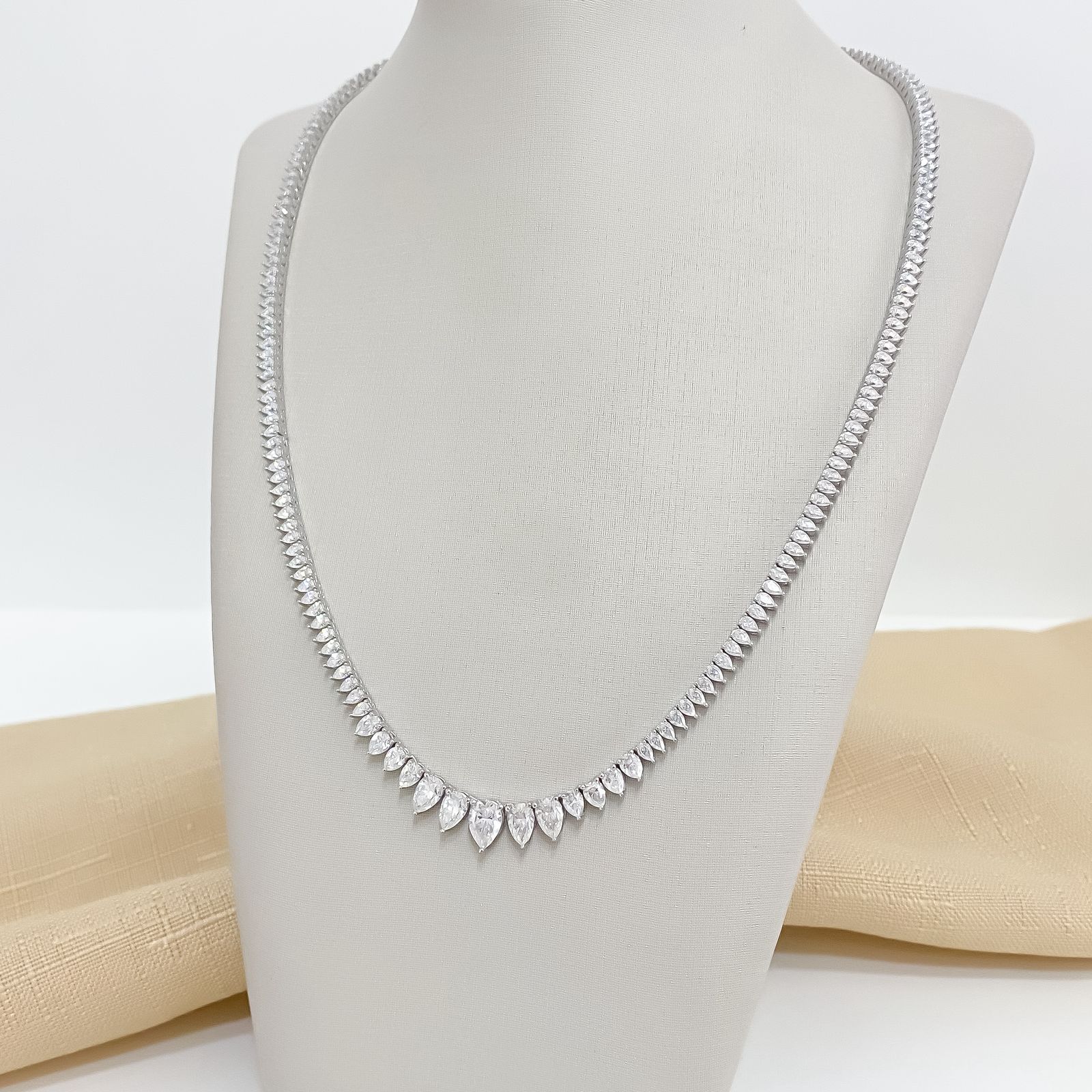 Gargantilha Prata Riviera Cristal 3g 45cm 7x5mm Moissanite