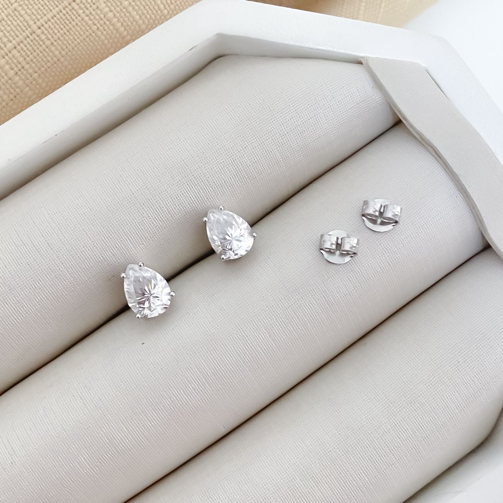 Brinco Prata Gota Cristal 1.25mm Moissanite