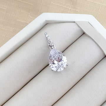 Pingente Prata Gota Cravejado Cristal 12mm
