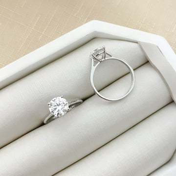 Anel Prata Solitário 8mm Moissanite
