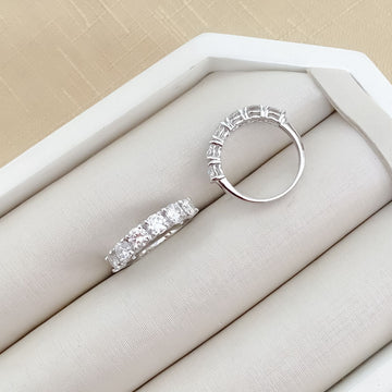 Anel Prata Meia Aliança 6p Cristal 4mm Moissanite