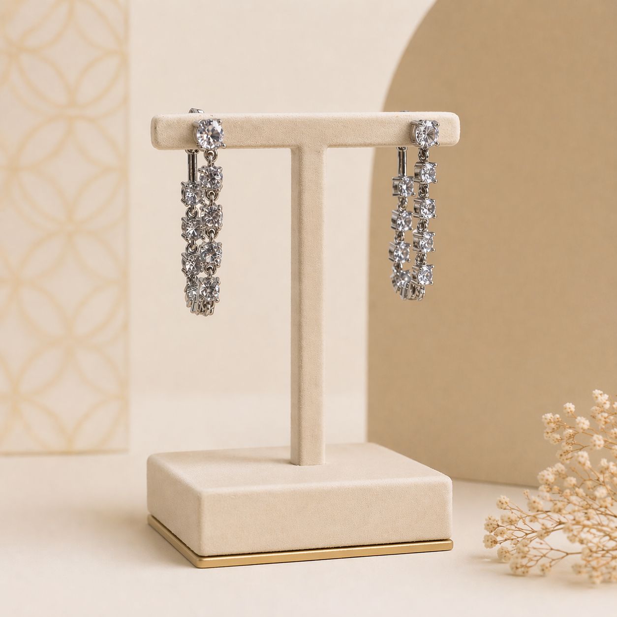 Brinco Prata Corrente/Pedras Cravejado Cristal 5x5mm