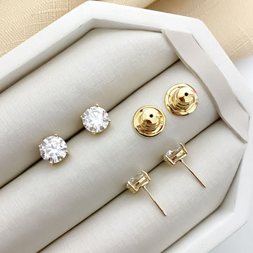 Brinco Prata Ponto Luz Dourado 8mm Moissanite