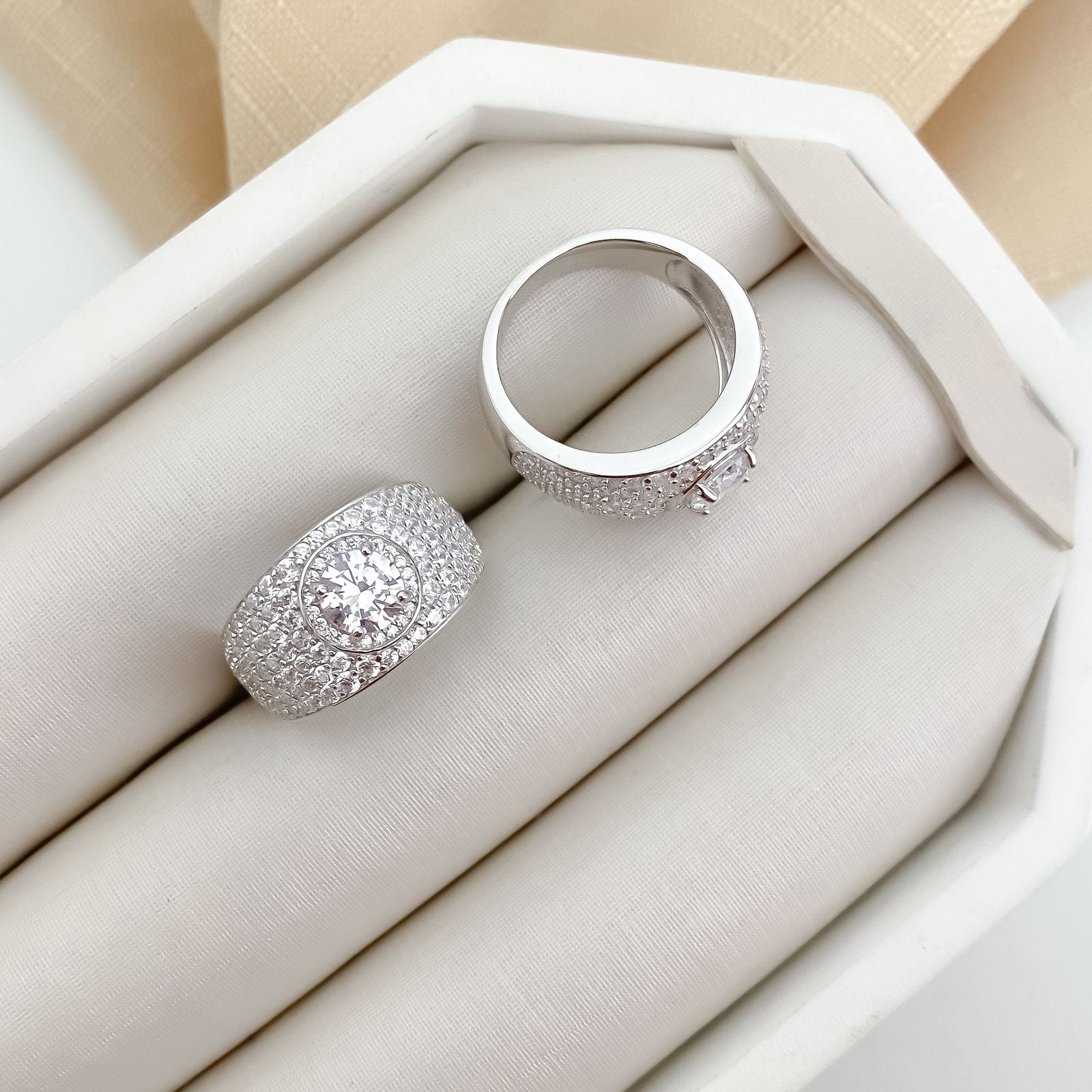 Anel Prata Pedra Cristal Cravejado 6mm