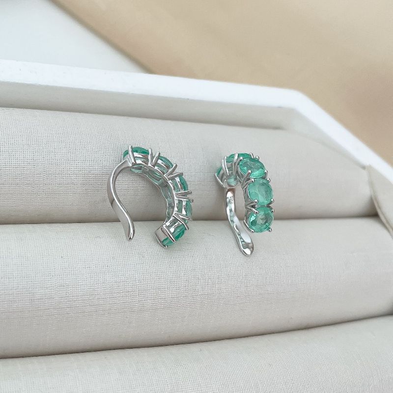 Piercing Prata em Pedras