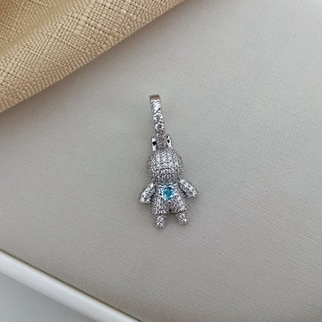 Pingente Prata Menino Coração Azul Cravejado