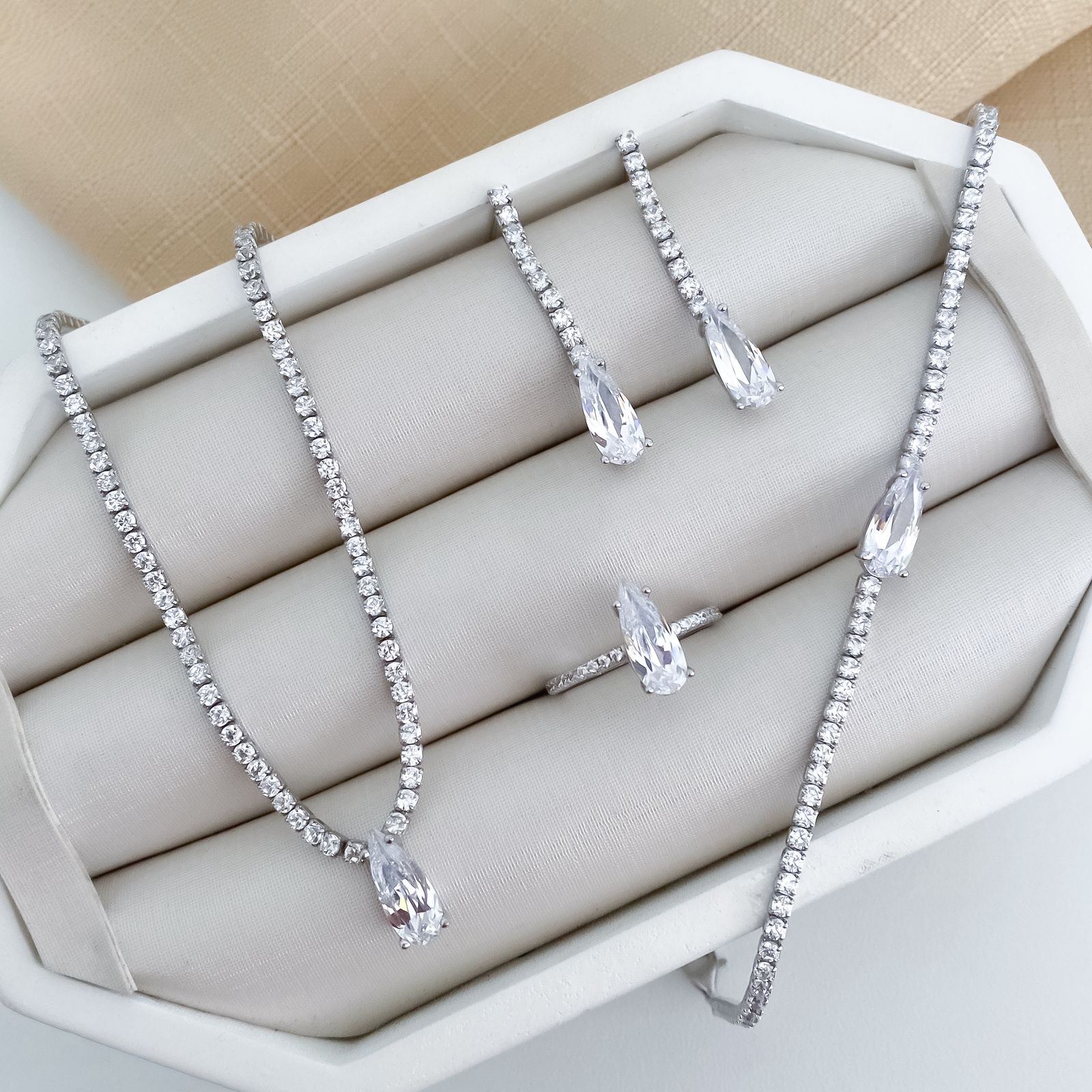 Conjunto Prata Riviera Pedra Cristal