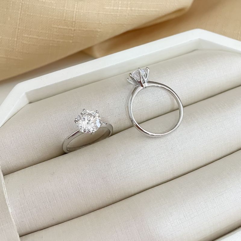 Anel Prata Solitário 8mm Moissanite