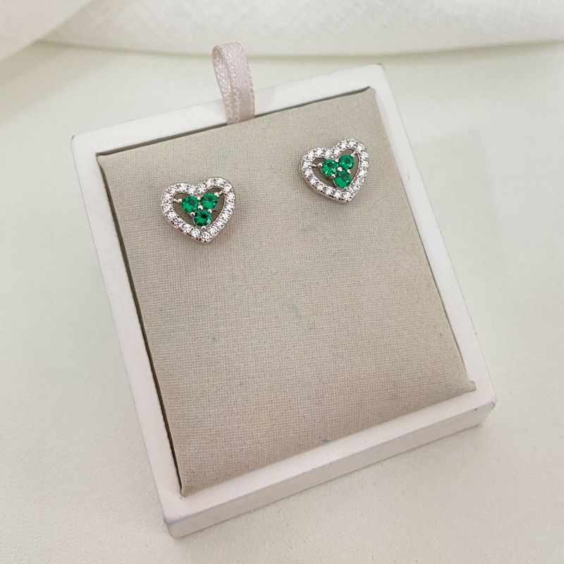 Brinco Prata Coração Verde Cravejado 2mm
