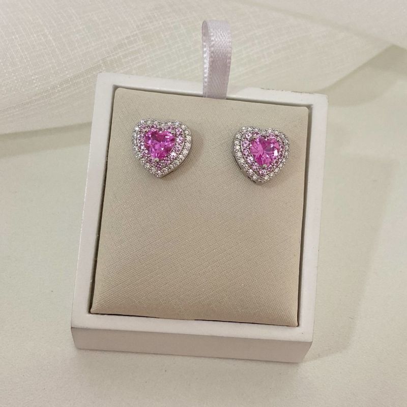 Brinco Prata Coração Rosa em Cravejamento