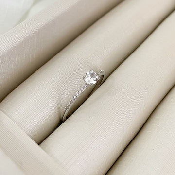 Anel Prata Solitário