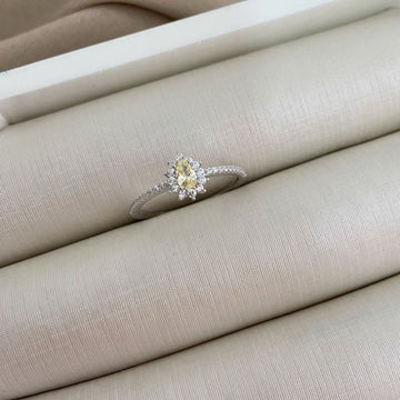 Anel Prata Gota Amarela Cravejada 4mm