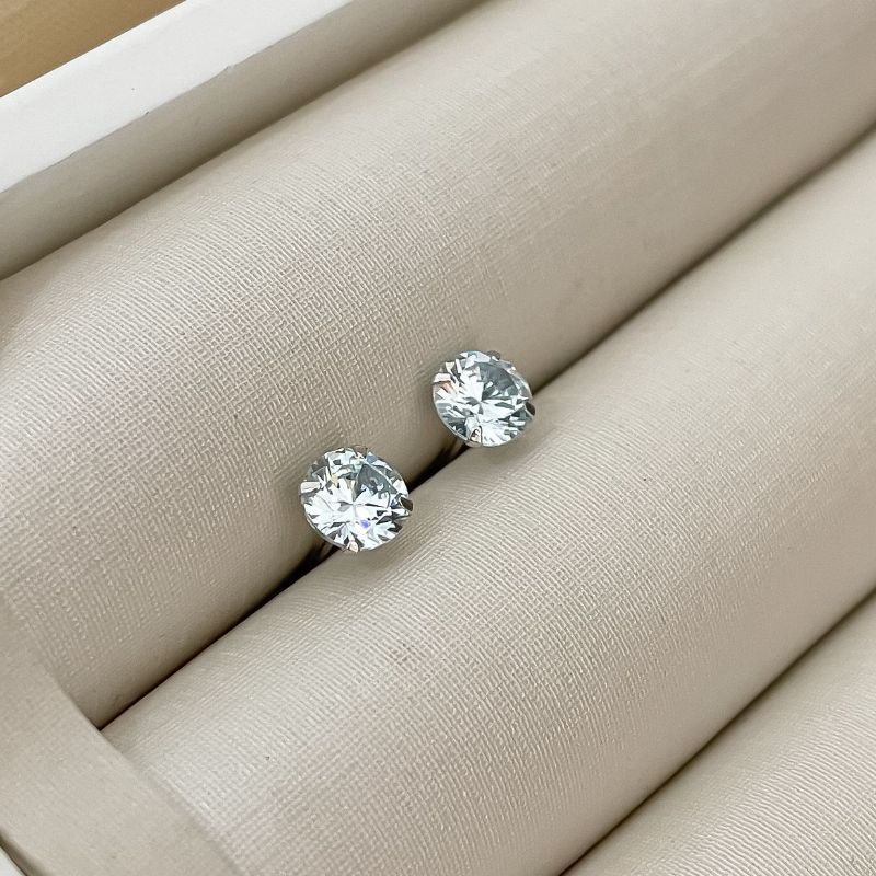 Brinco Prata Ponto de Luz Azul Claro P