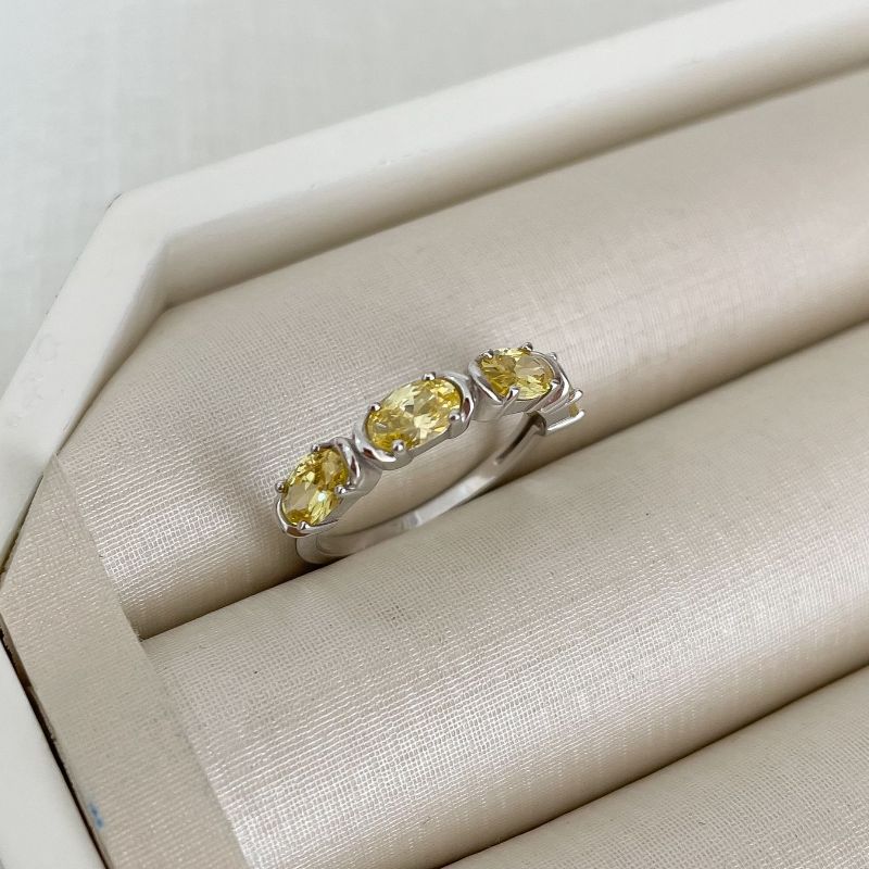 Anel Prata Meia Aliança 4 Pedra Amarela 6x4mm