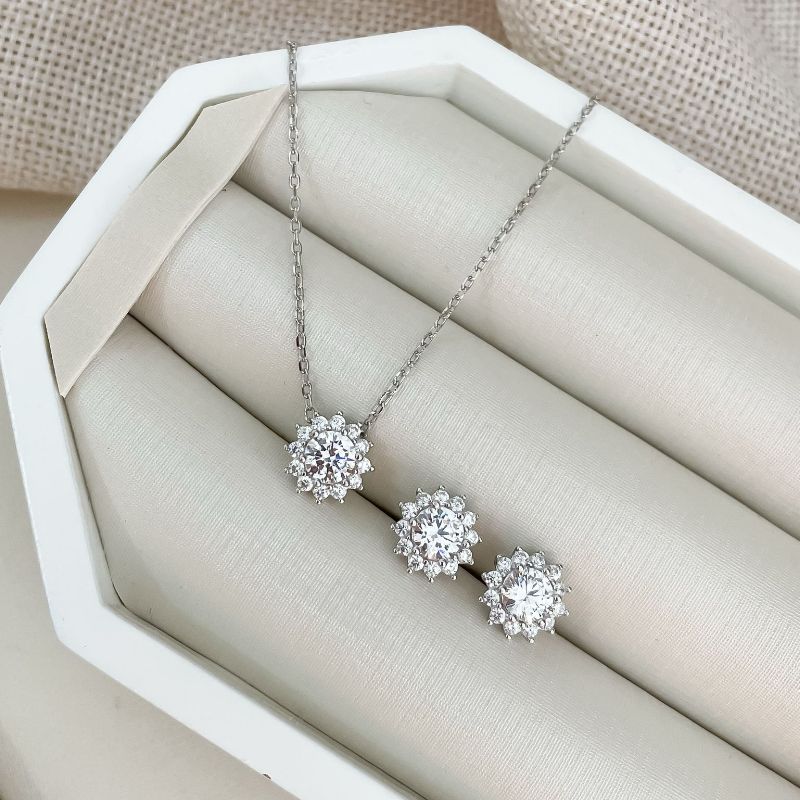 Conjunto Prata Pedra Cravejada