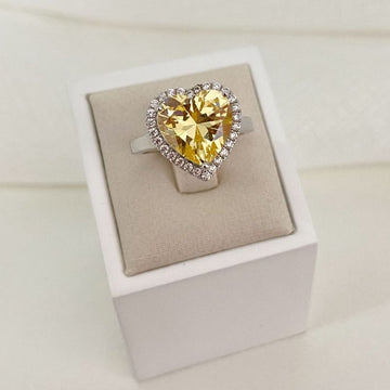 Anel Prata Coração Amarelo 10mm