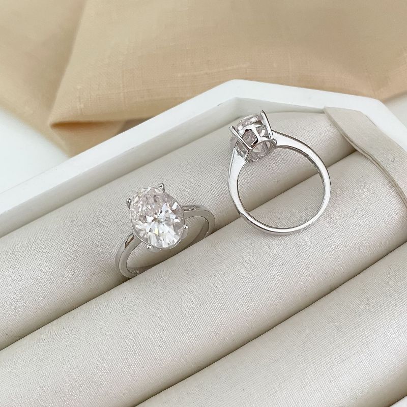Anel Prata Solitário 9x13mm Moissanite