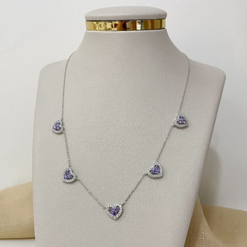 Gargantilha Prata 5 Corações Roxo Claro 2mm
