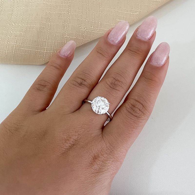 Anel Prata Solitário G Moissanite 10mm