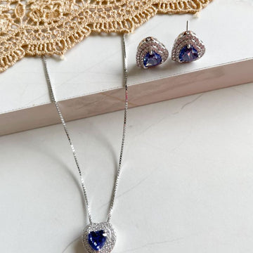 Conjunto Prata Coração Cravejado Roxo
