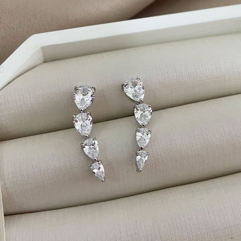 Brinco Prata Earcuff Cristal 6x7mm