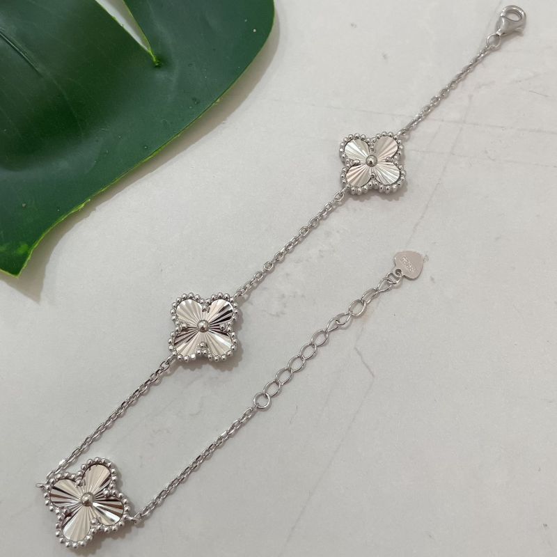 Pulseira Prata Virginia Liso