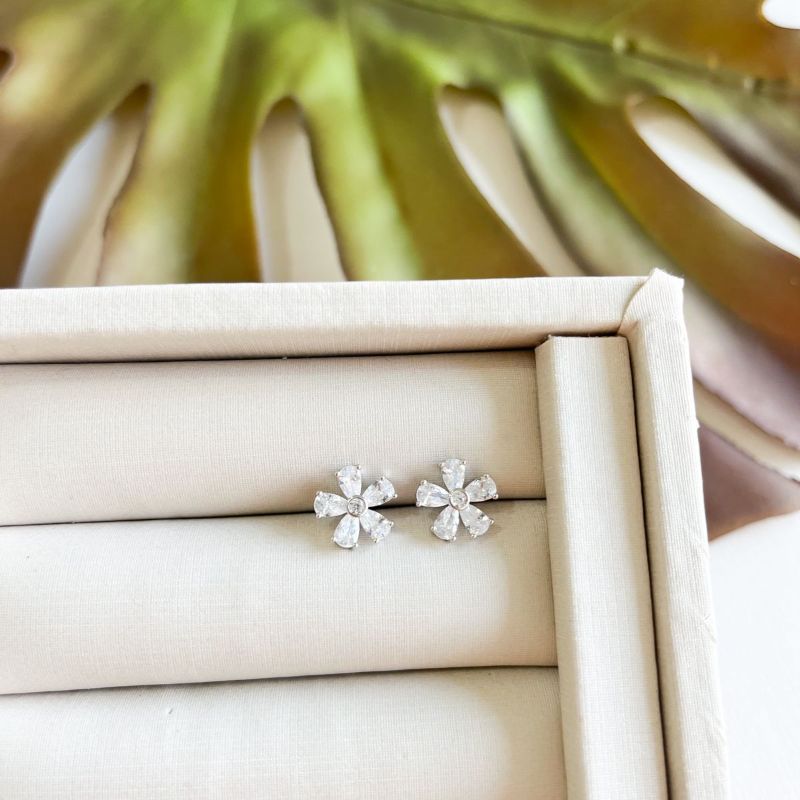 Brinco Prata Flor Cristal