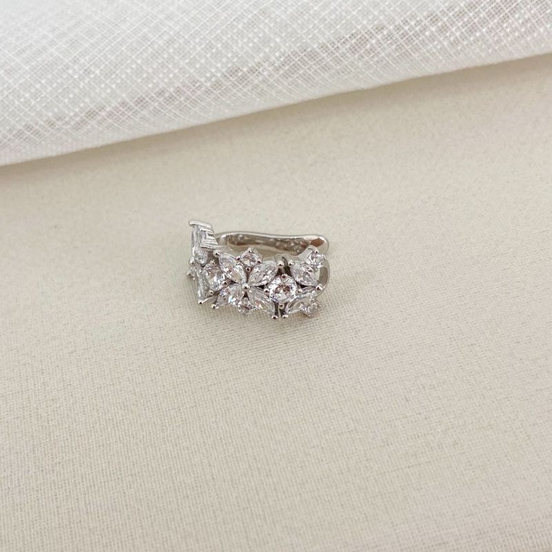 Piercing Prata Flor Fake Pedras Cristal