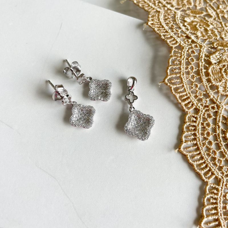 Conjunto Prata Virginia
