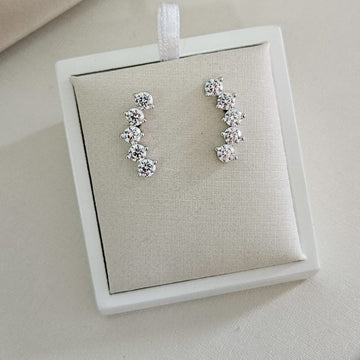 Brinco Prata Earcuff em Pedras 4mm