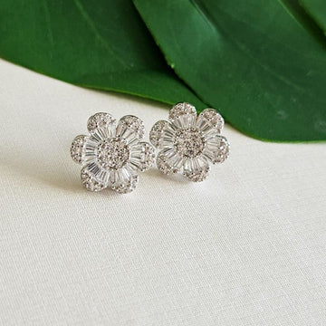 Brinco Prata Flor Cravejada