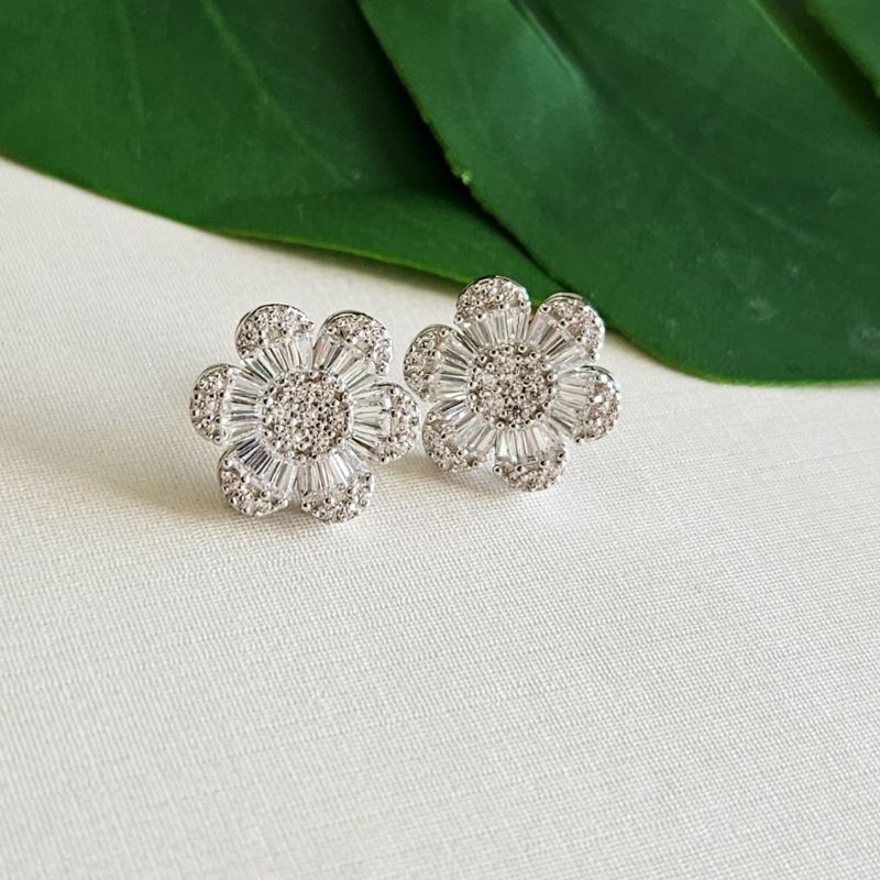 Brinco Prata Flor Cravejada