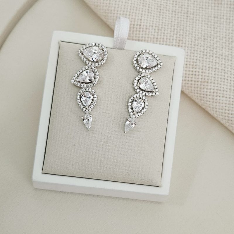 Brinco Prata Earcuff 4 Pedras Cravejado